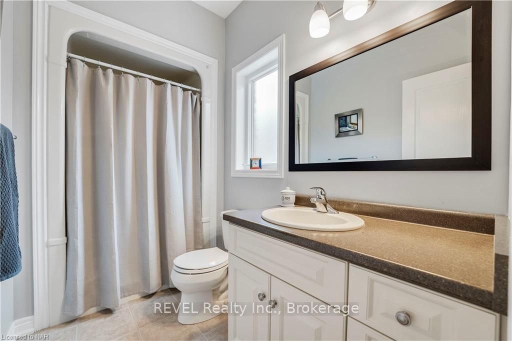 Photo 28 of 12 Cooper Court, Pelham, Fonthill — HOMEH