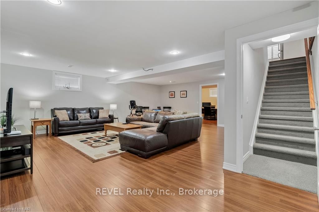 Photo 30 of 12 Cooper Court, Pelham, Fonthill — HOMEH