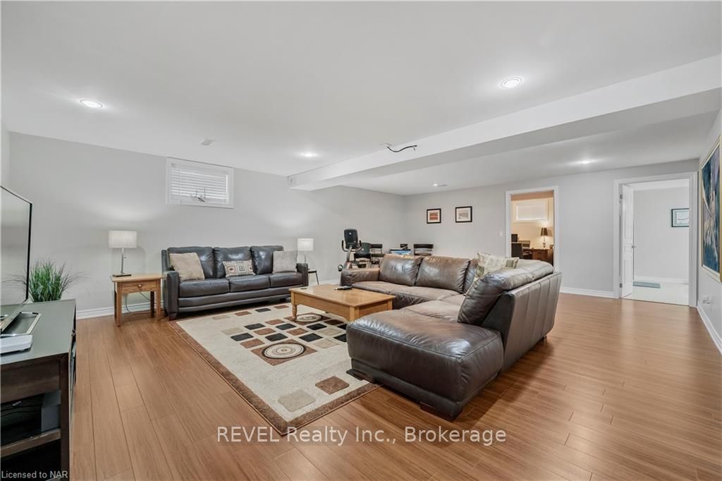 Photo 31 of 12 Cooper Court, Pelham, Fonthill — HOMEH