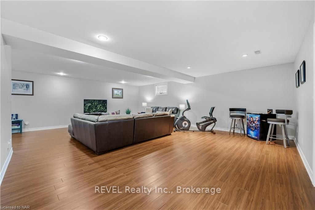 Photo 36 of 12 Cooper Court, Pelham, Fonthill — HOMEH