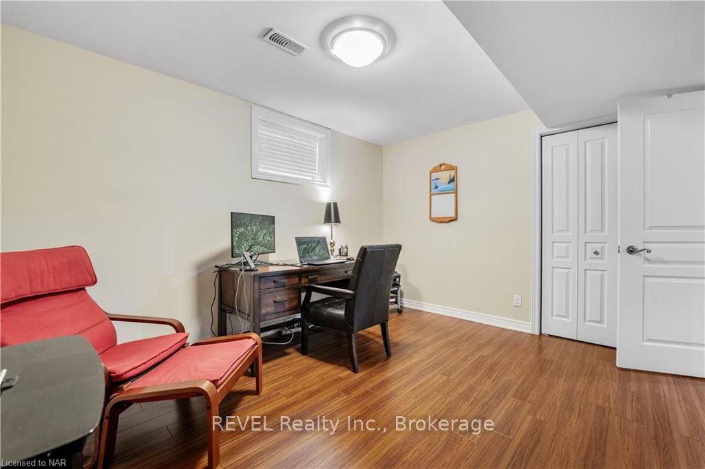Photo 41 of 12 Cooper Court, Pelham, Fonthill — HOMEH