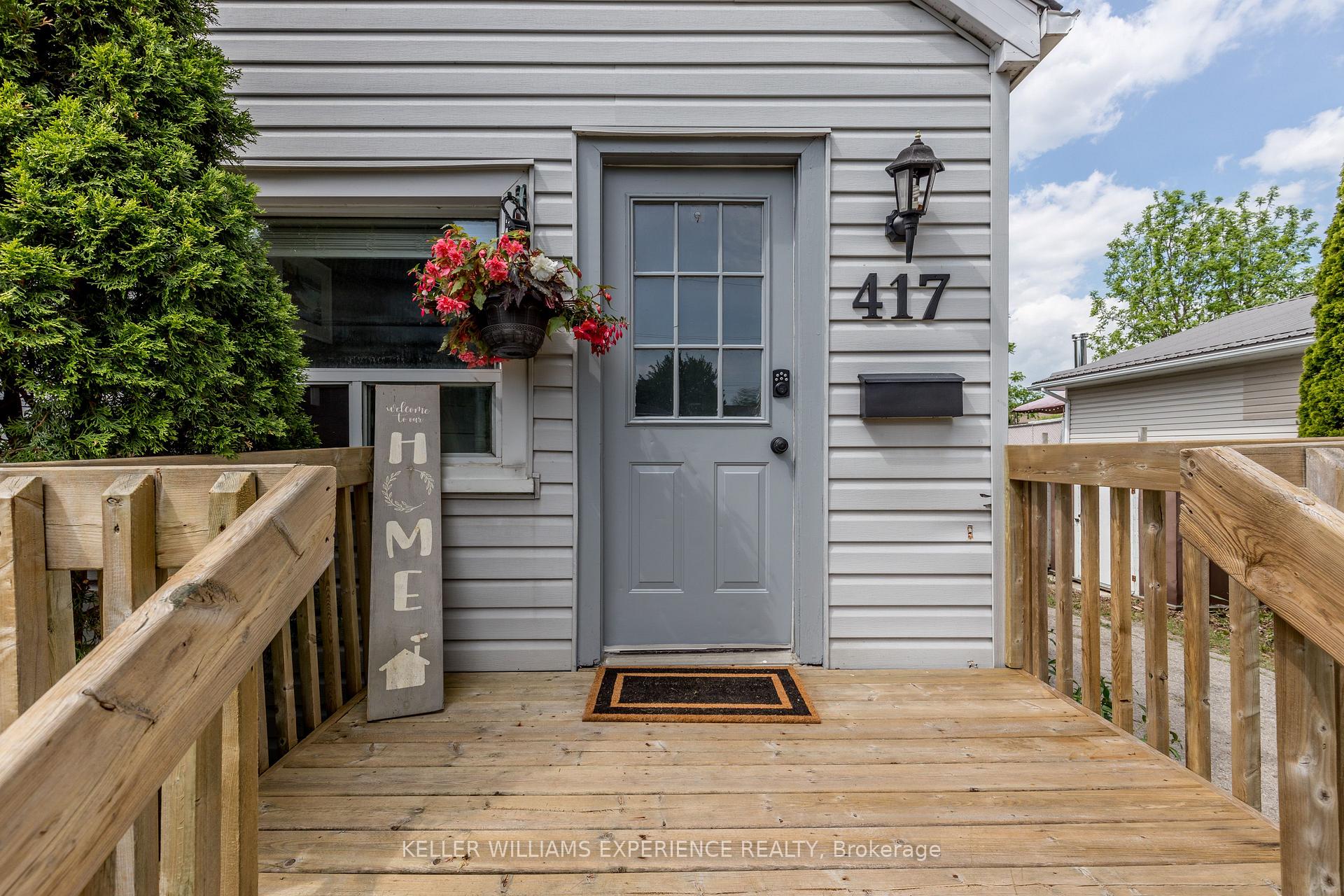 Photo 4 of 417 High Street, Orillia — HOMEH