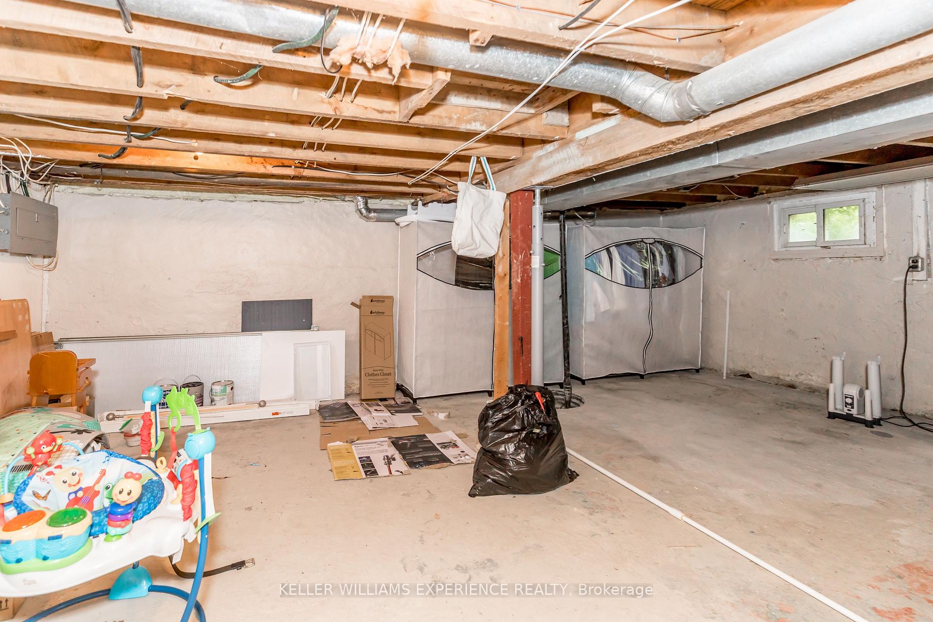 Photo 30 of 417 High Street, Orillia — HOMEH