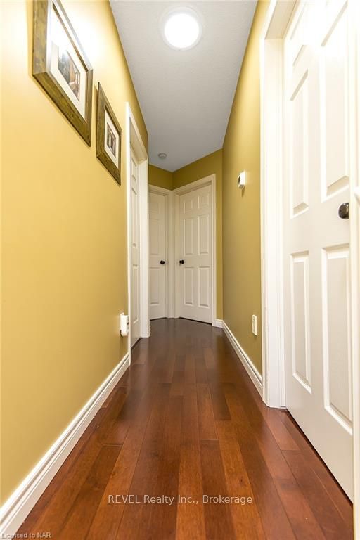 Photo 11 of 307 Beckett Cr, Pelham, Fonthill — HOMEH