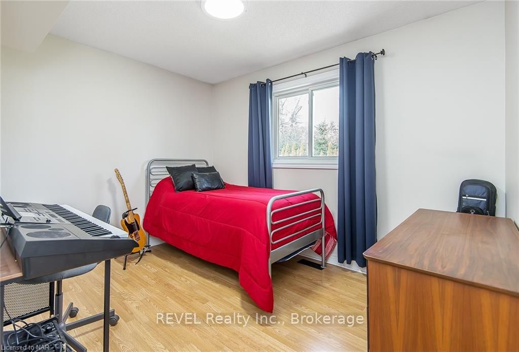 Photo 16 of 307 Beckett Cr, Pelham, Fonthill — HOMEH