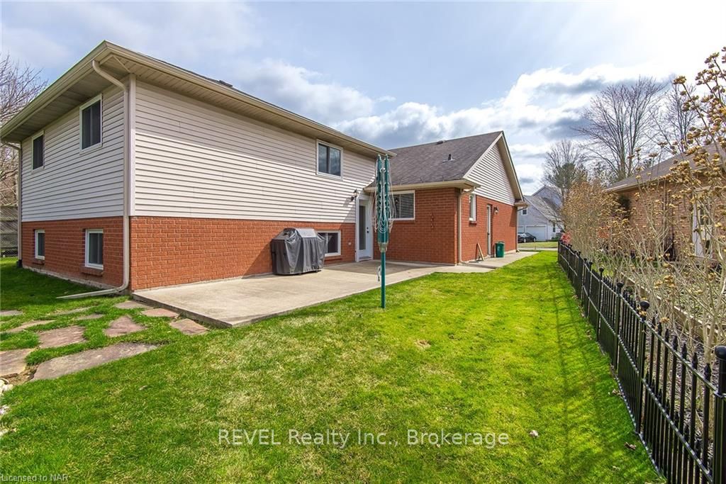 Photo 29 of 307 Beckett Cr, Pelham, Fonthill — HOMEH