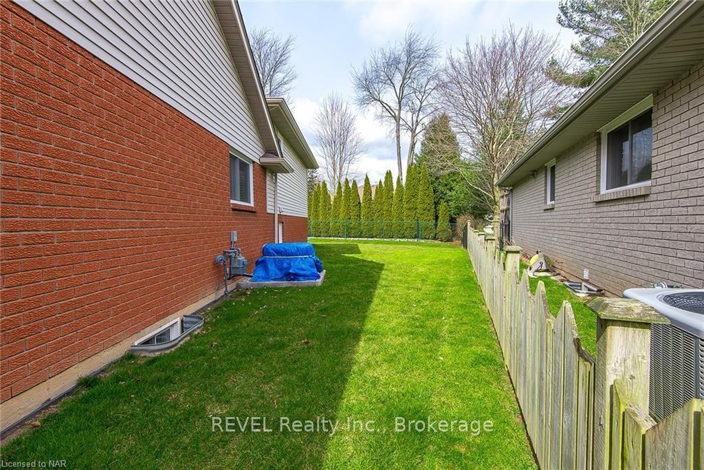 Photo 35 of 307 Beckett Cr, Pelham, Fonthill — HOMEH