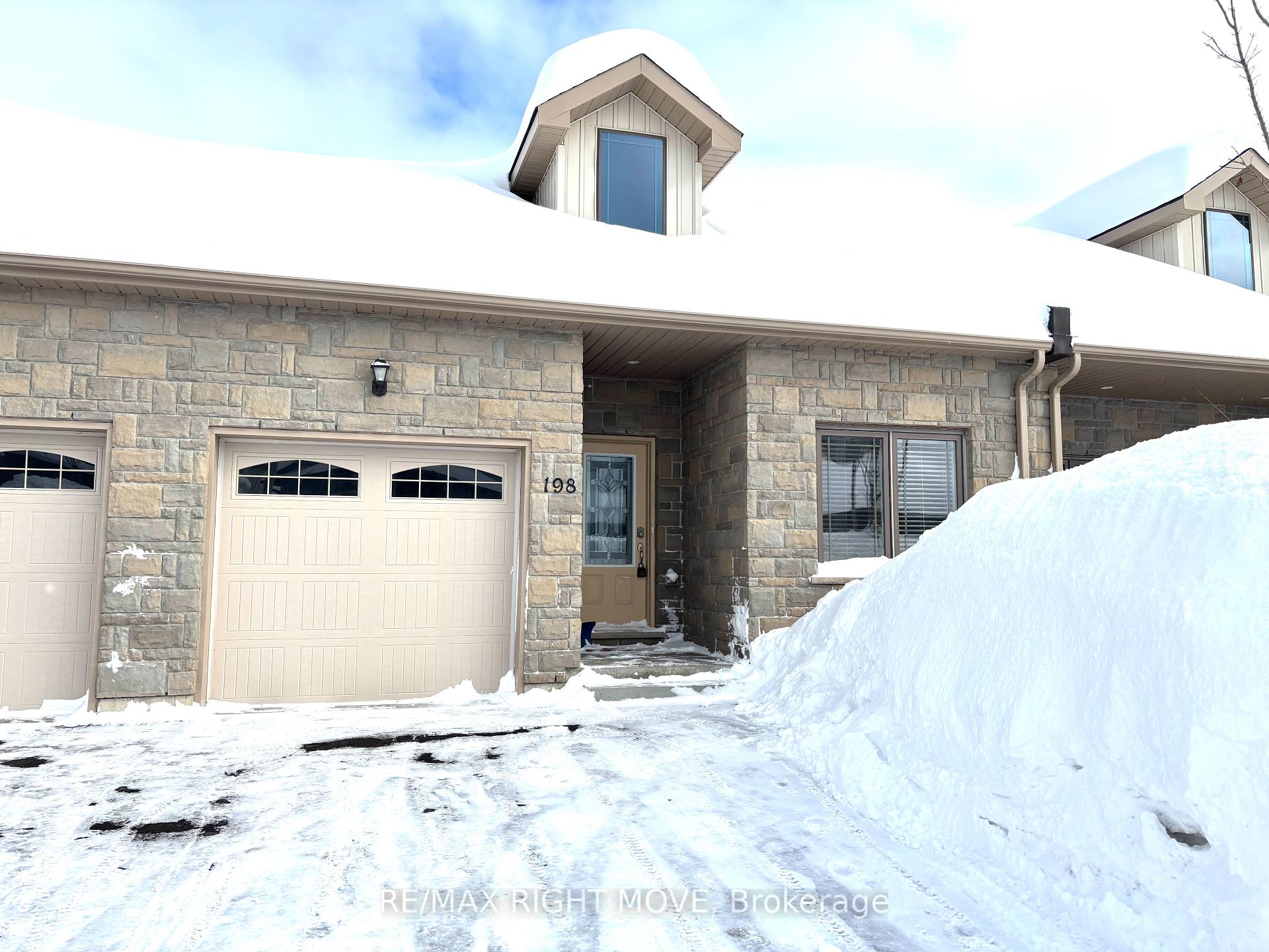Photo 1 of 198 Lucy Lane, Orillia — HOMEH