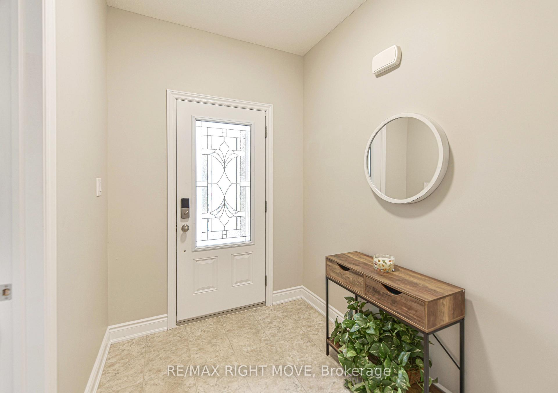 Photo 2 of 198 Lucy Lane, Orillia — HOMEH