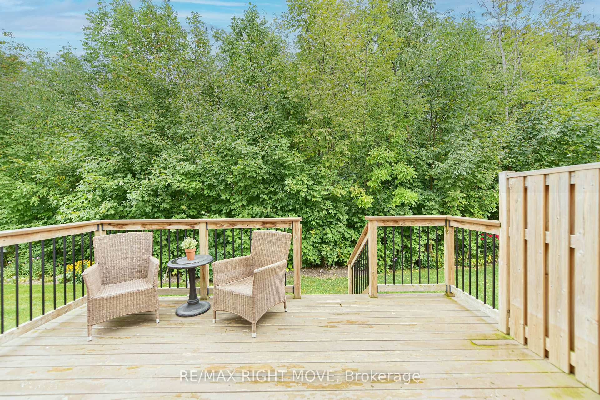 Photo 12 of 198 Lucy Lane, Orillia — HOMEH