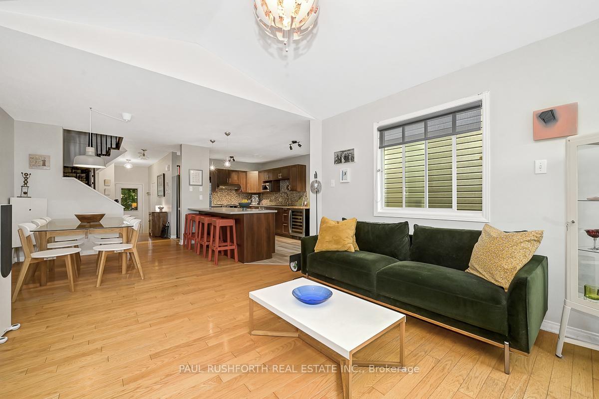 Photo 6 of 1138 Falconcrest Court, Ottawa, Chatelaine Village — HOMEH