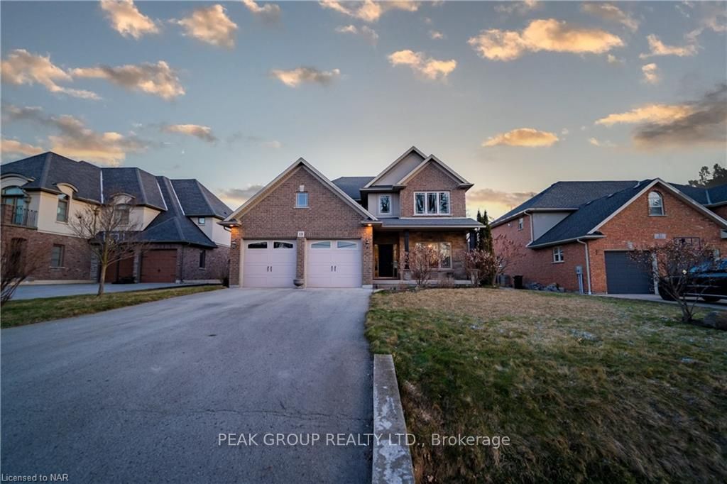 Photo 4 of 19 Merritt Road, Pelham, Fonthill — HOMEH