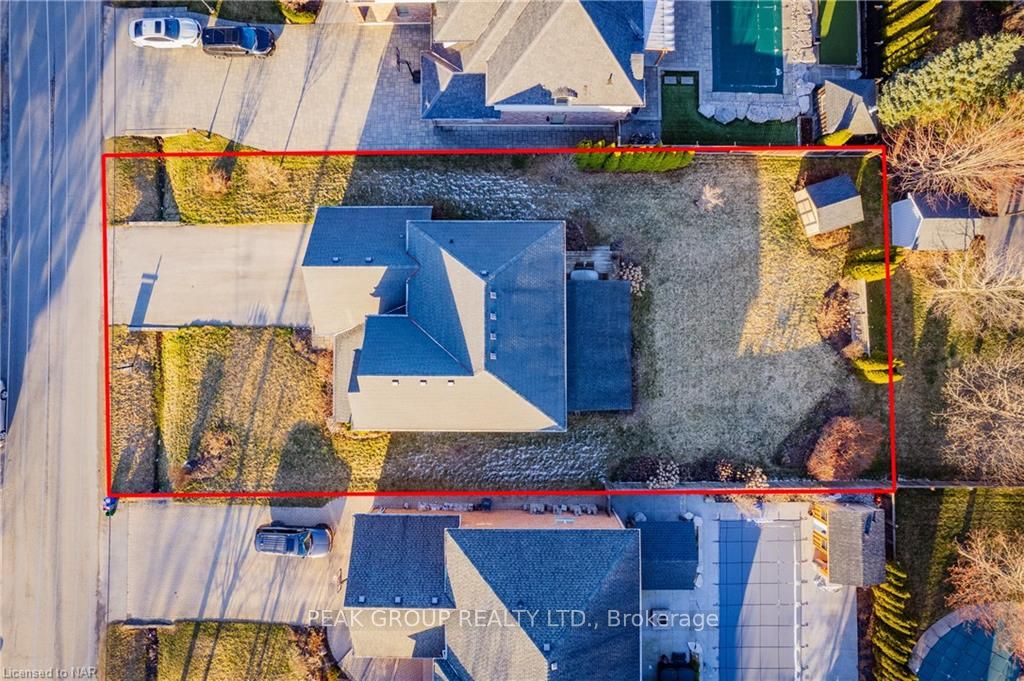 Photo 5 of 19 Merritt Road, Pelham, Fonthill — HOMEH