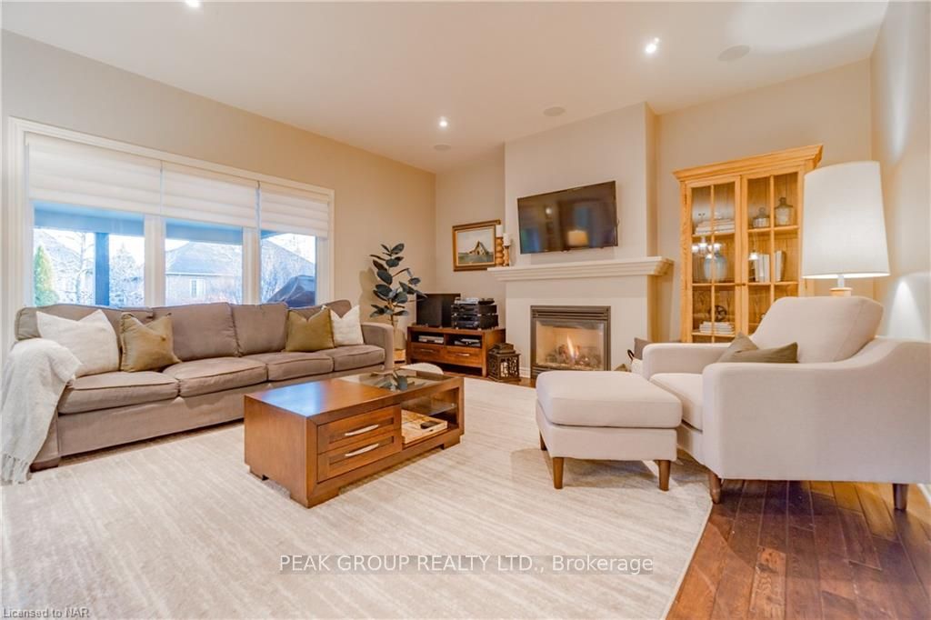 Photo 8 of 19 Merritt Road, Pelham, Fonthill — HOMEH