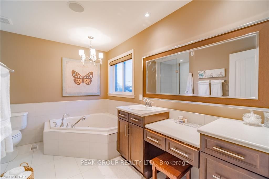 Photo 21 of 19 Merritt Road, Pelham, Fonthill — HOMEH