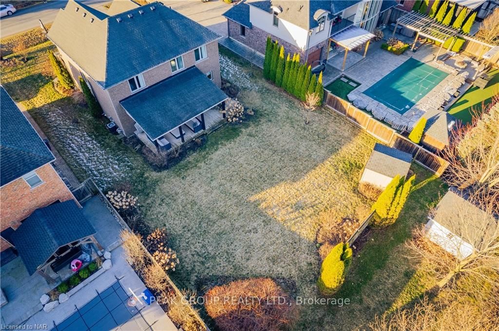 Photo 33 of 19 Merritt Road, Pelham, Fonthill — HOMEH