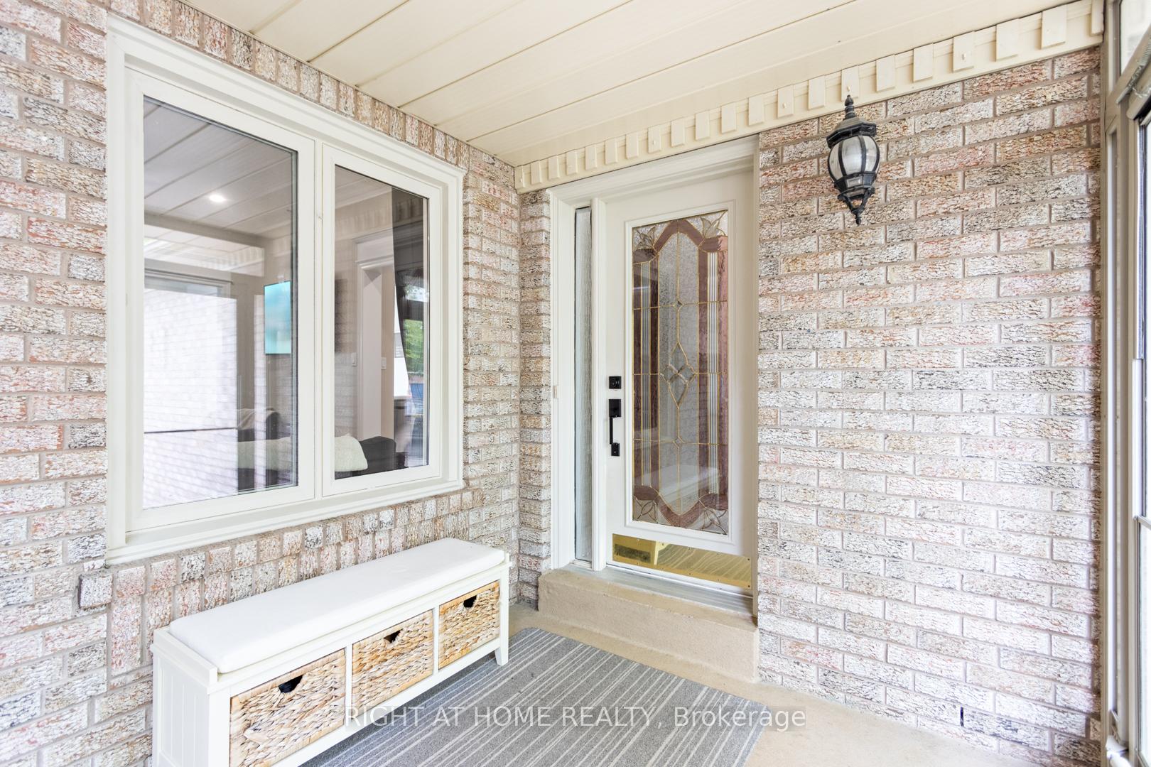 Photo 13 of 244 Rushbrook Drive, Newmarket, Summerhill Estates — HOMEH
