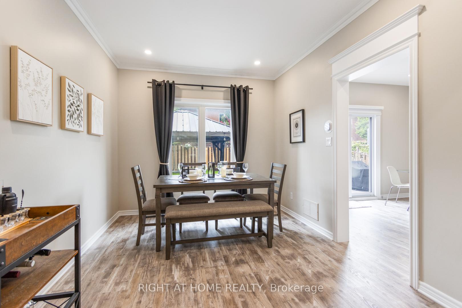 Photo 21 of 244 Rushbrook Drive, Newmarket, Summerhill Estates — HOMEH