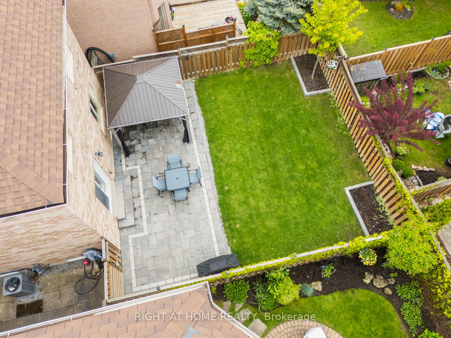 Photo 39 of 244 Rushbrook Drive, Newmarket, Summerhill Estates — HOMEH