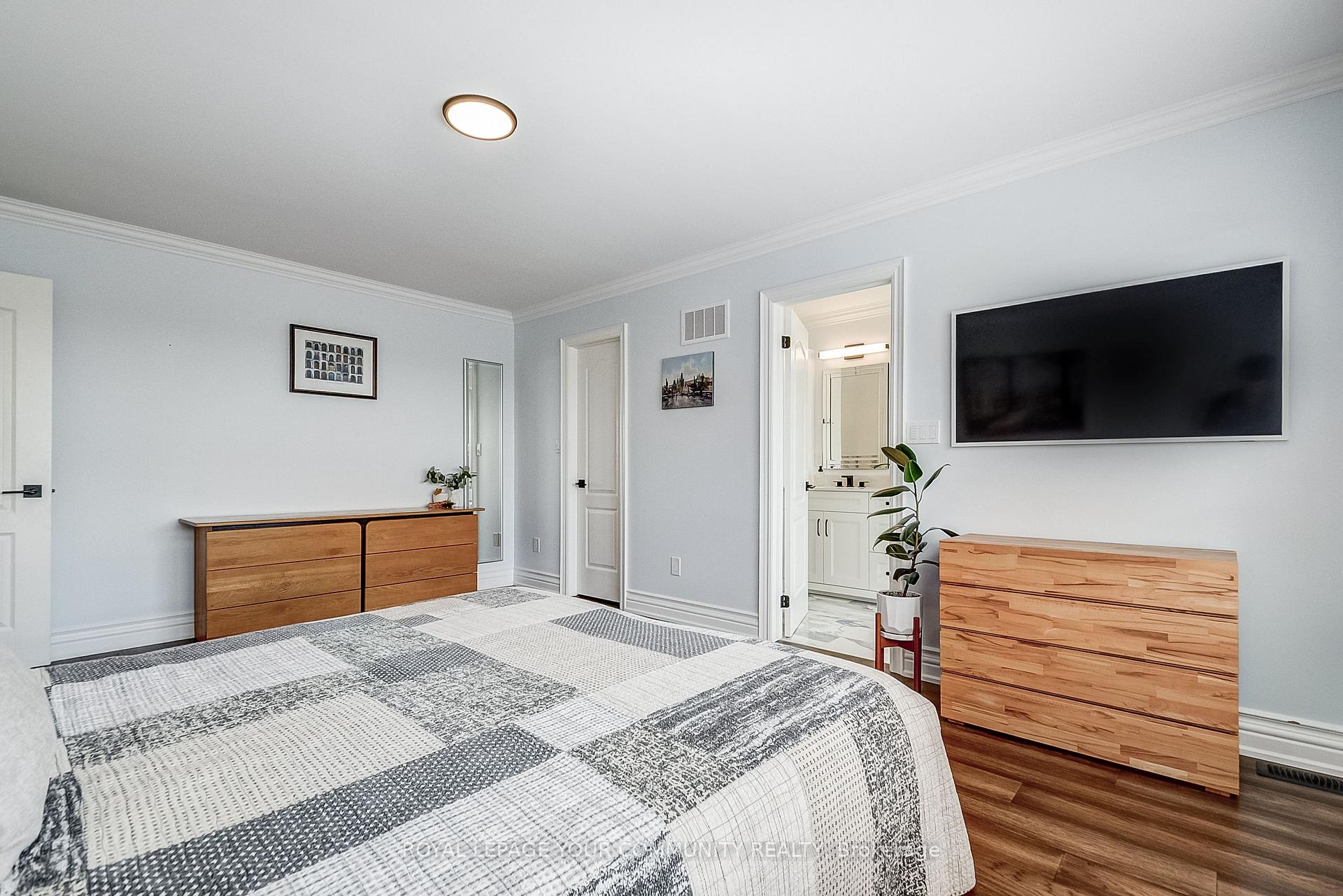 Photo 23 of 1641 Allan Crescent, Milton, Beaty — HOMEH
