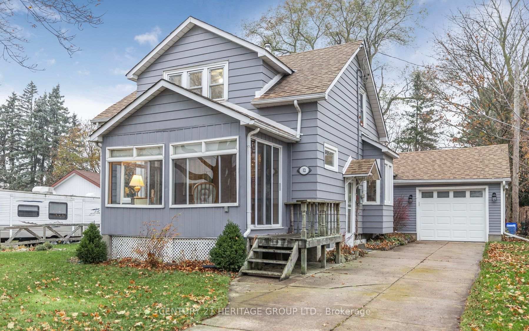 Photo 2 of 12 Richmond Street W, New Tecumseth, Tottenham — HOMEH
