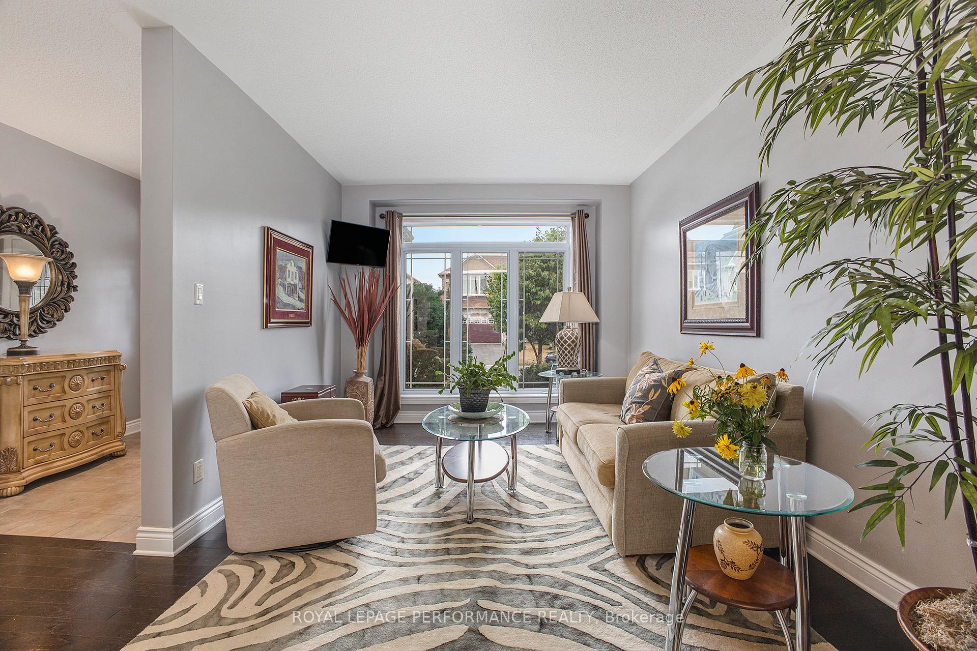 Photo 5 of 450 Frank Cauley Way, Ottawa, Avalon East — HOMEH