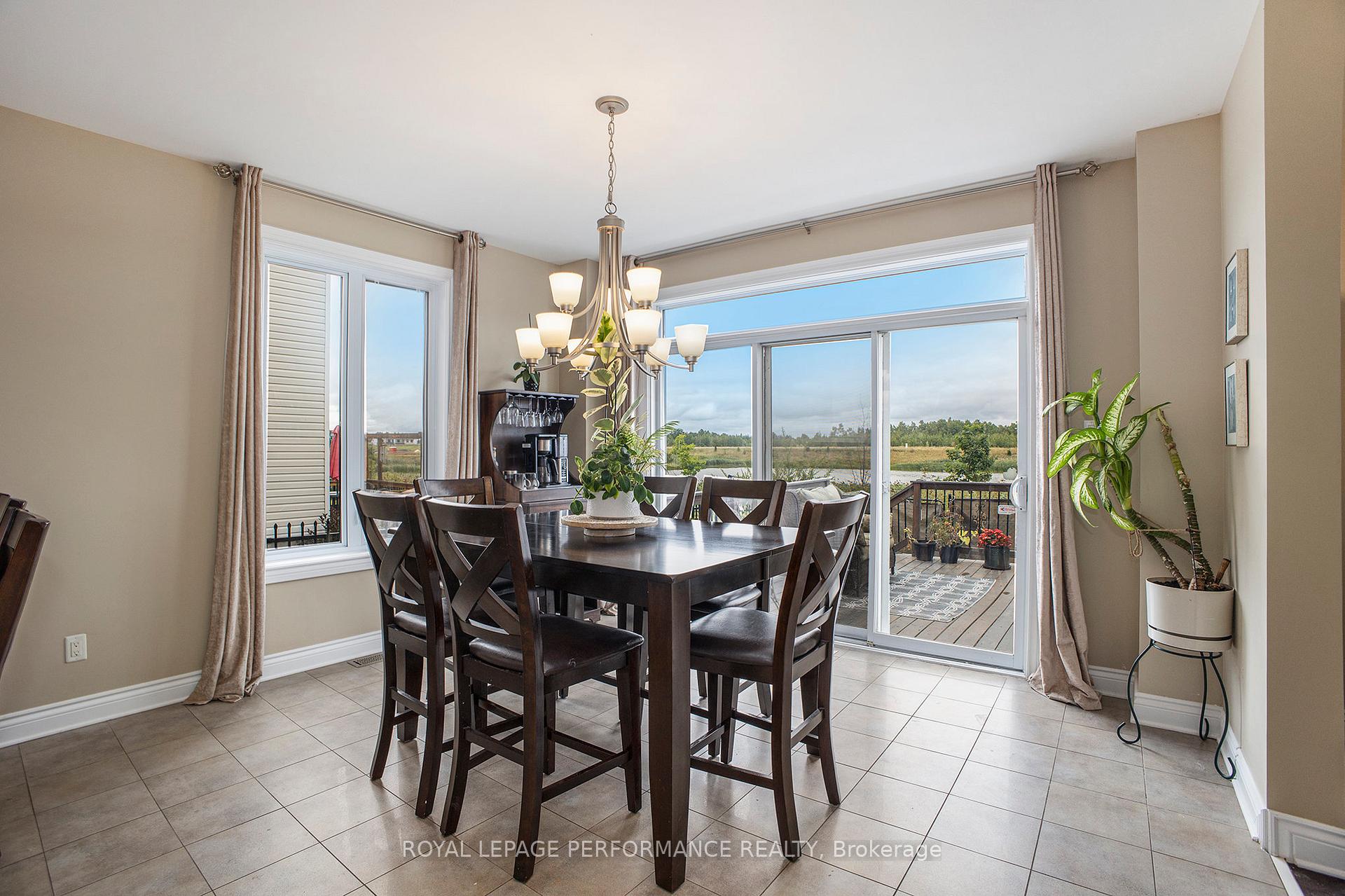 Photo 11 of 450 Frank Cauley Way, Ottawa, Avalon East — HOMEH
