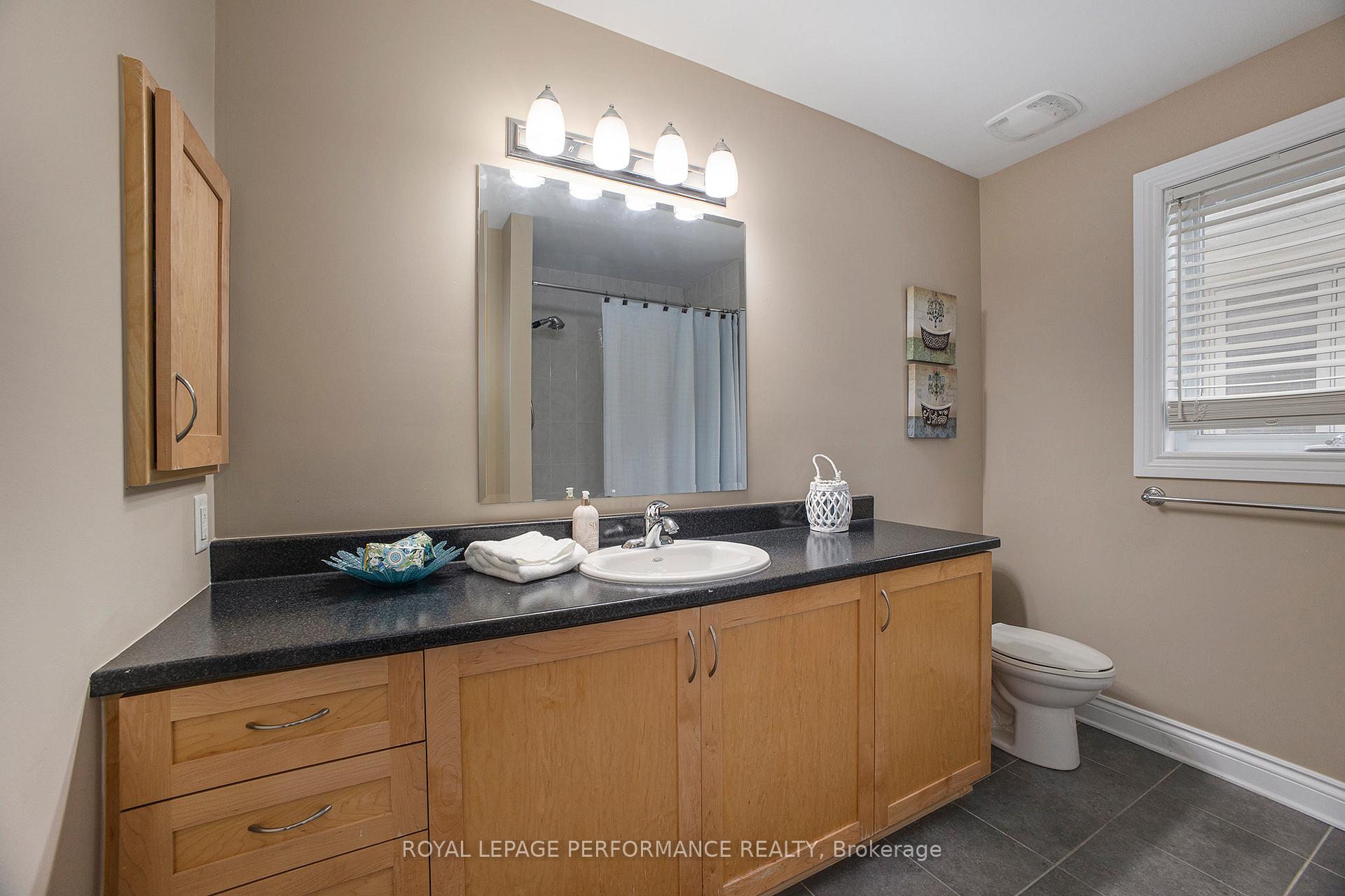 Photo 32 of 450 Frank Cauley Way, Ottawa, Avalon East — HOMEH