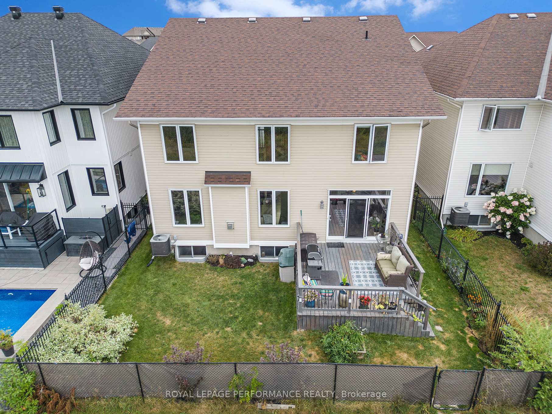 Photo 42 of 450 Frank Cauley Way, Ottawa, Avalon East — HOMEH