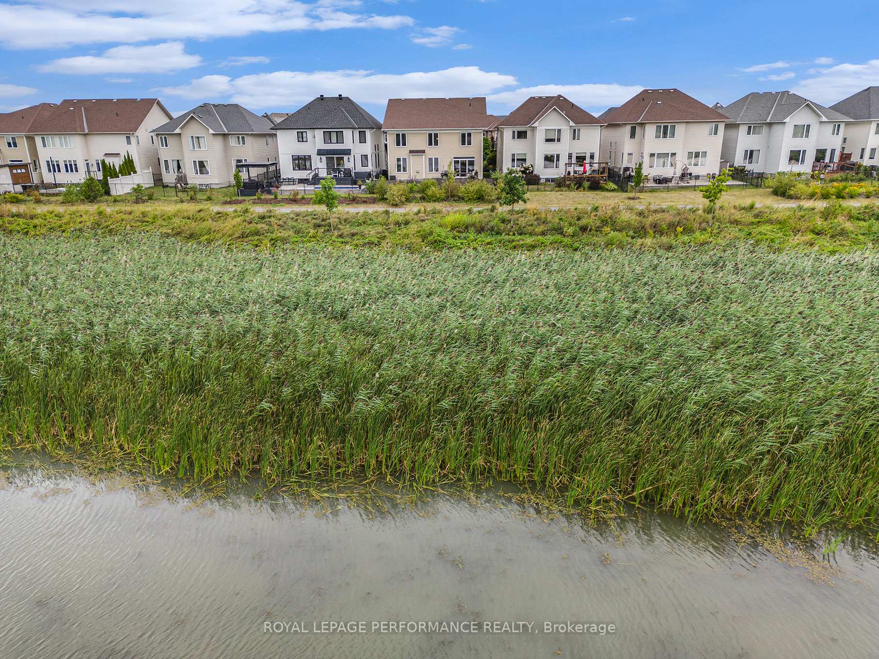 Photo 44 of 450 Frank Cauley Way, Ottawa, Avalon East — HOMEH
