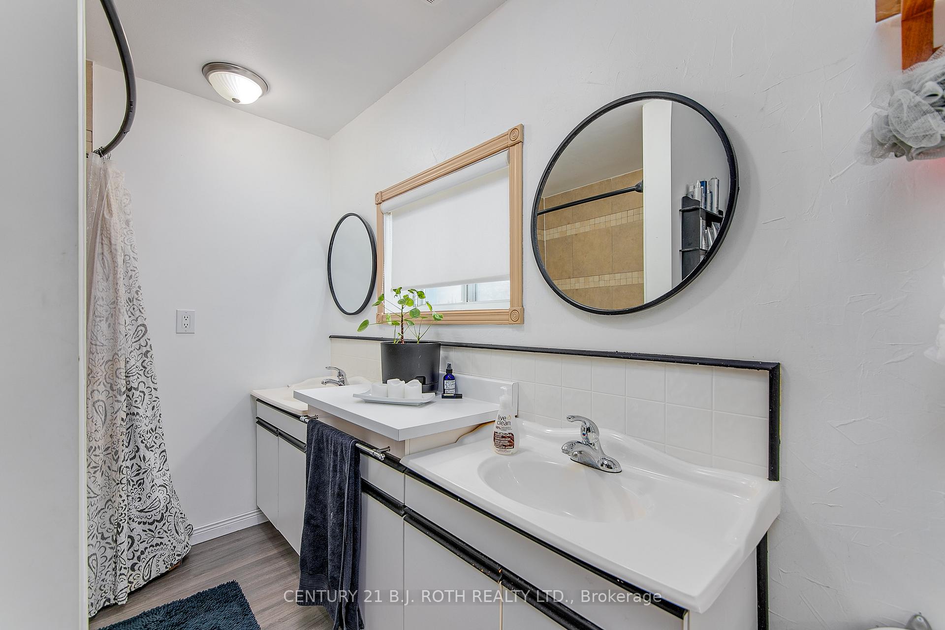 Photo 15 of 1 Lakeview Avenue, Orillia — HOMEH
