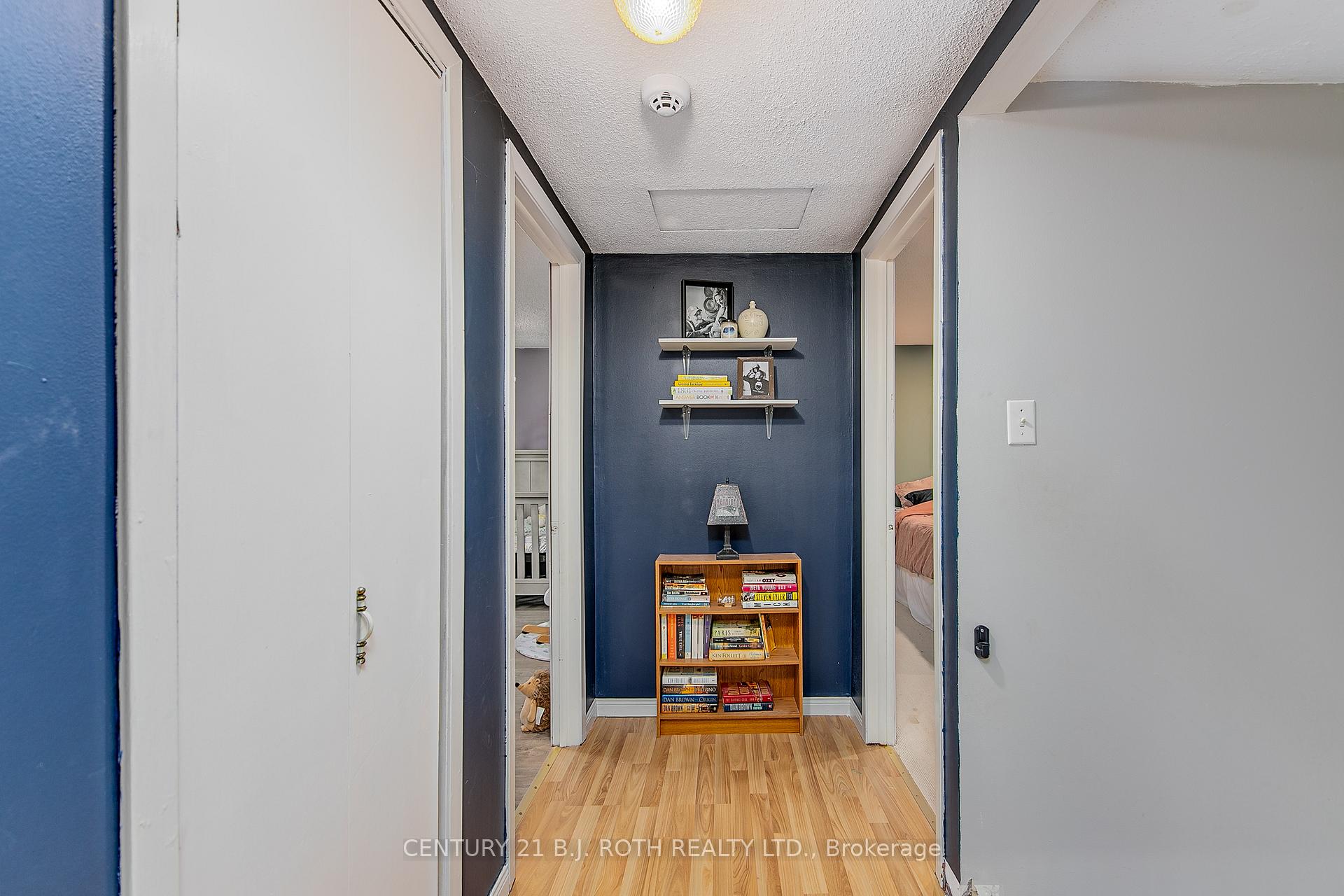 Photo 17 of 1 Lakeview Avenue, Orillia — HOMEH