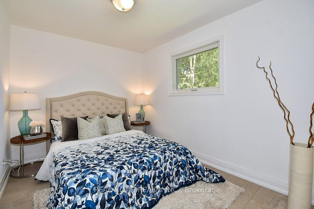 Photo 18 of 51 Gladman Avenue, Newmarket, Central Newmarket — HOMEH