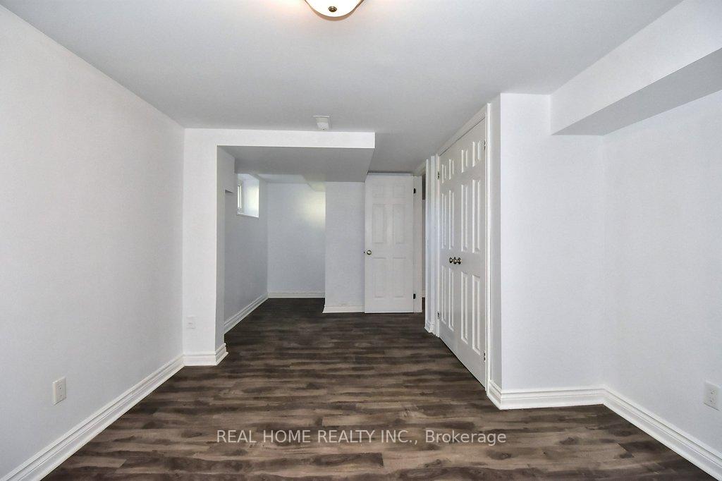 Photo 31 of 51 Gladman Avenue, Newmarket, Central Newmarket — HOMEH
