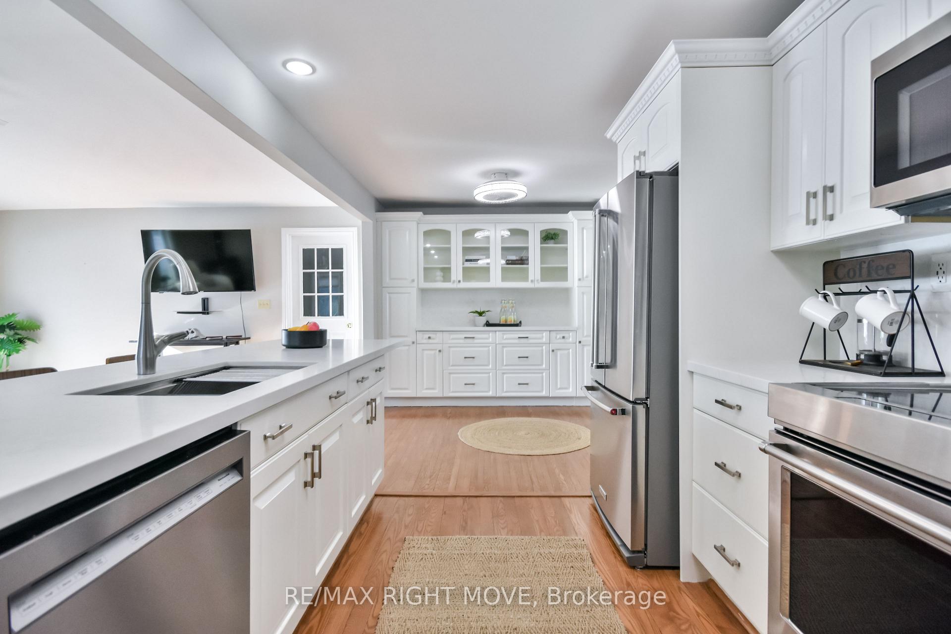 Photo 6 of 23 Stanton Drive, Orillia — HOMEH