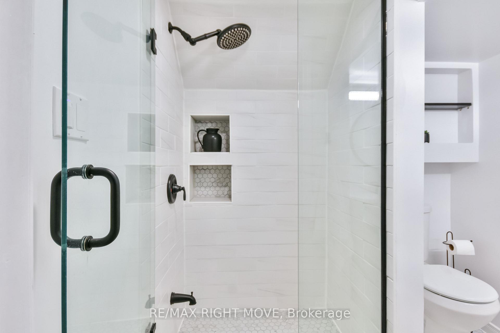 Photo 22 of 23 Stanton Drive, Orillia — HOMEH