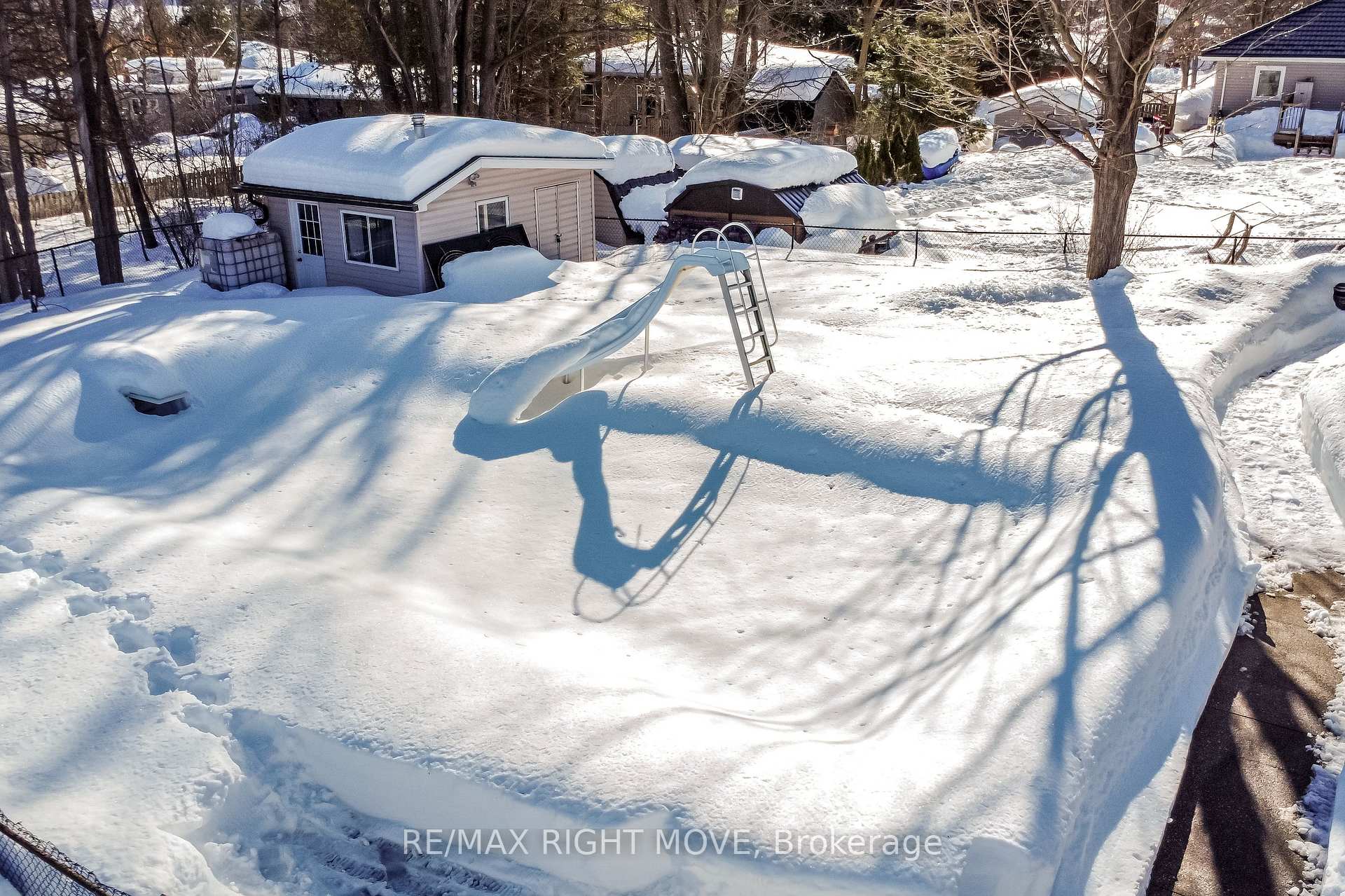 Photo 28 of 23 Stanton Drive, Orillia — HOMEH