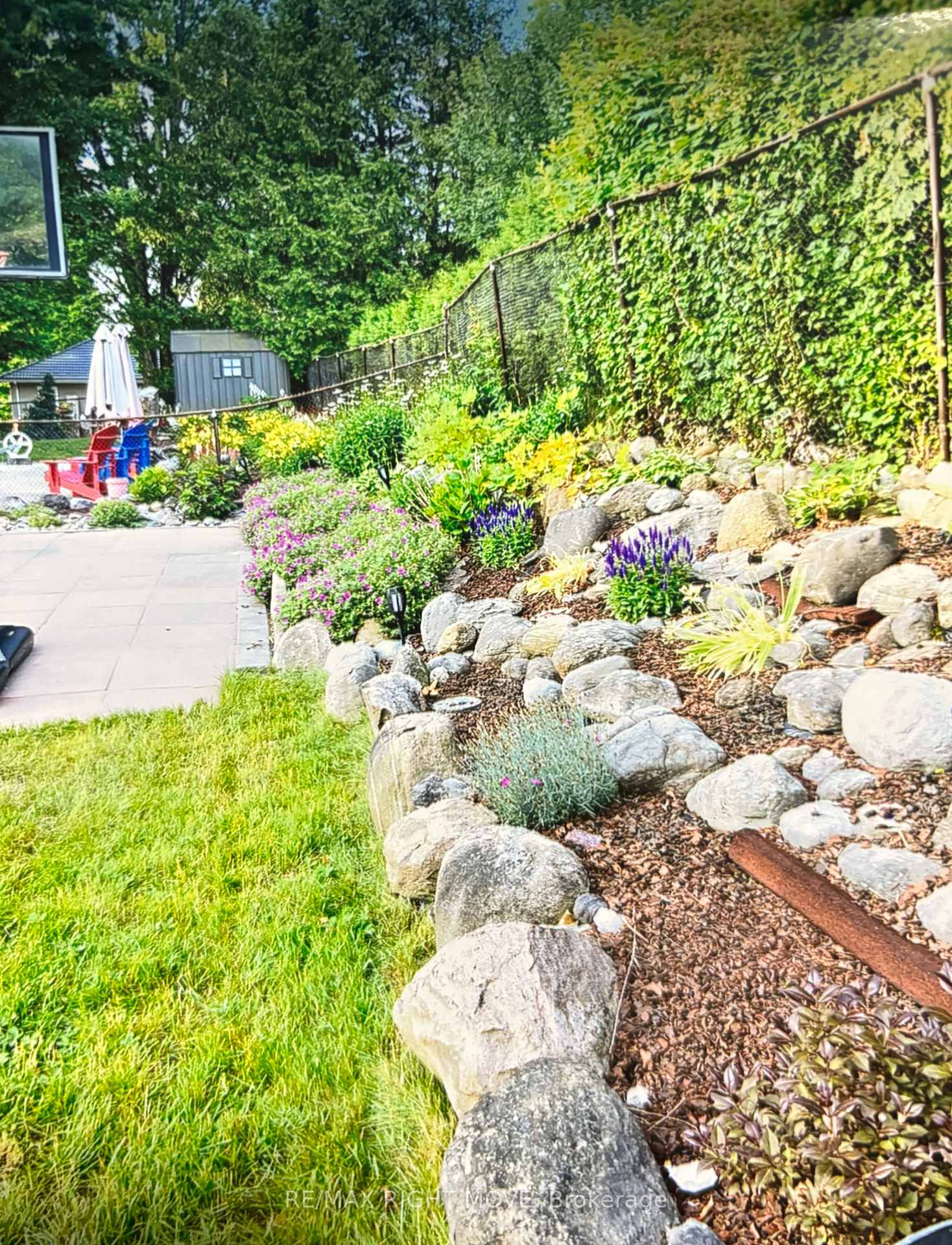 Photo 32 of 23 Stanton Drive, Orillia — HOMEH
