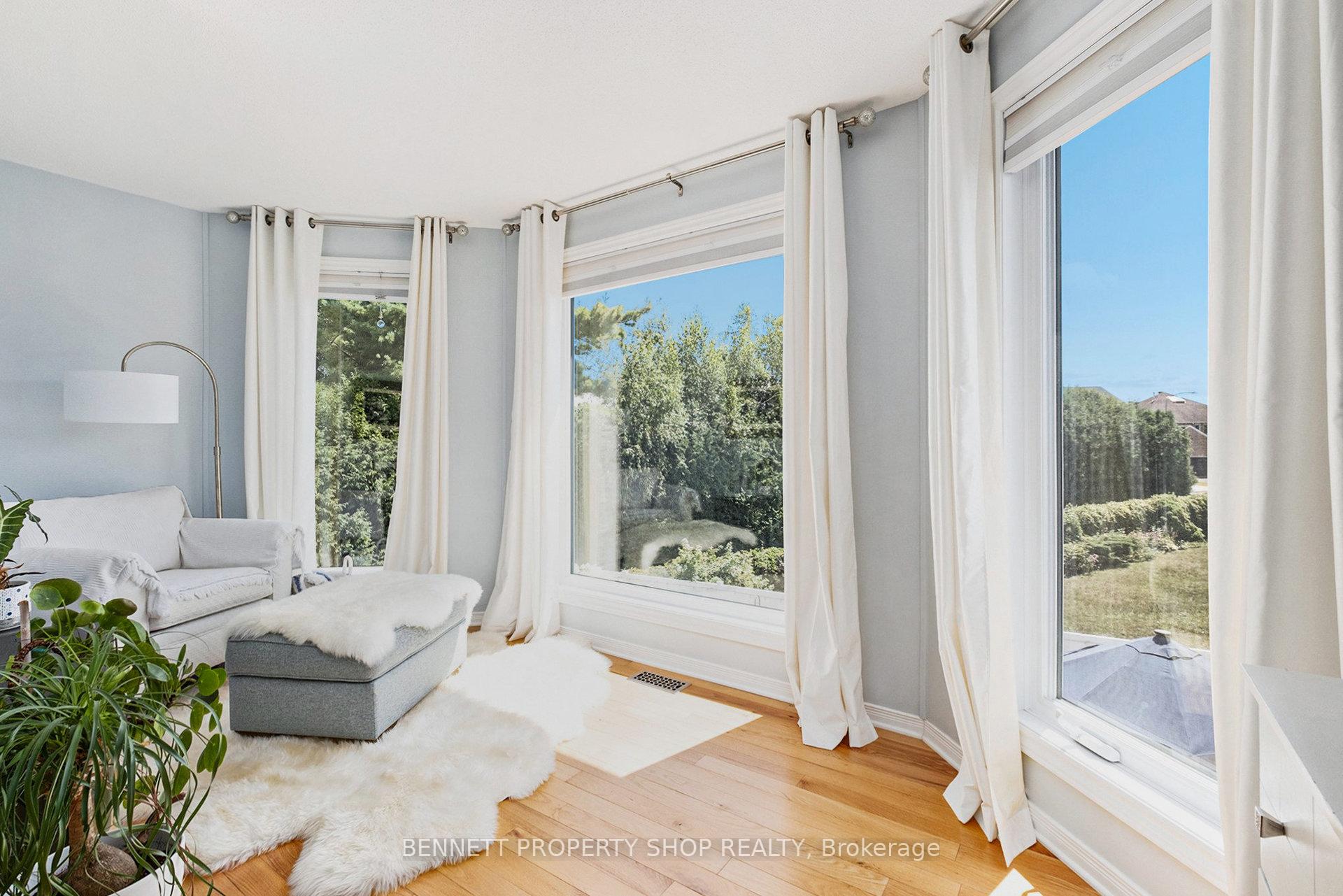 Photo 13 of 778 Montcrest Drive, Ottawa, Fallingbrook/Ridgemount — HOMEH