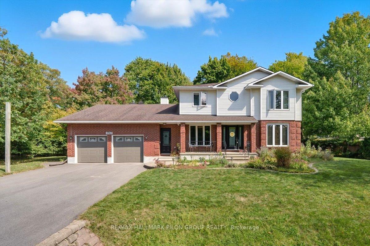 Photo 1 of 2963 Turquoise Crescent, Ottawa, Navan — HOMEH