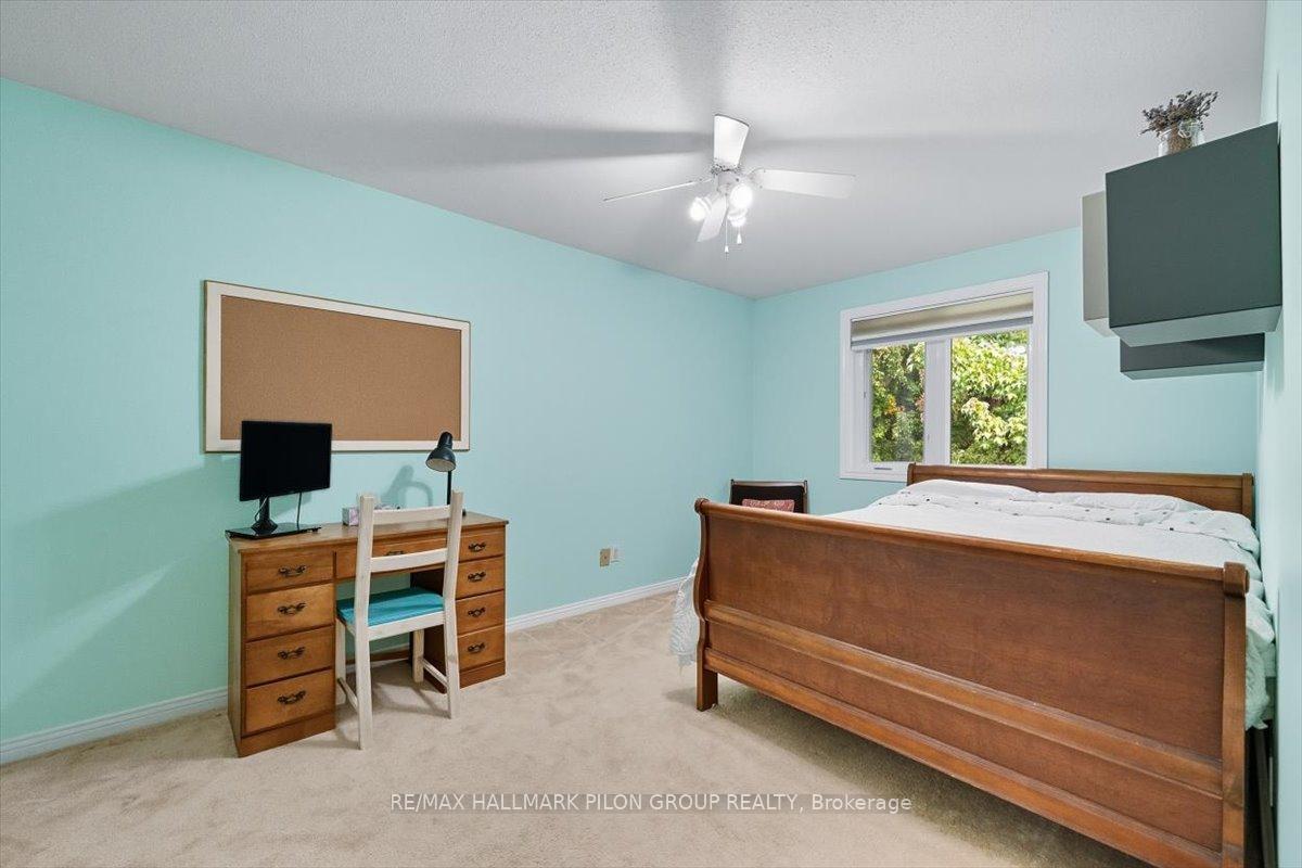 Photo 23 of 2963 Turquoise Crescent, Ottawa, Navan — HOMEH