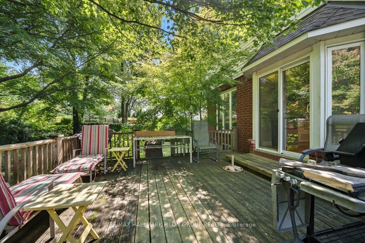 Photo 32 of 2963 Turquoise Crescent, Ottawa, Navan — HOMEH