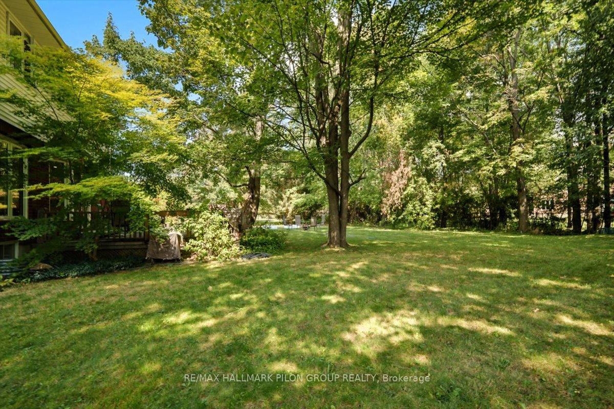 Photo 33 of 2963 Turquoise Crescent, Ottawa, Navan — HOMEH