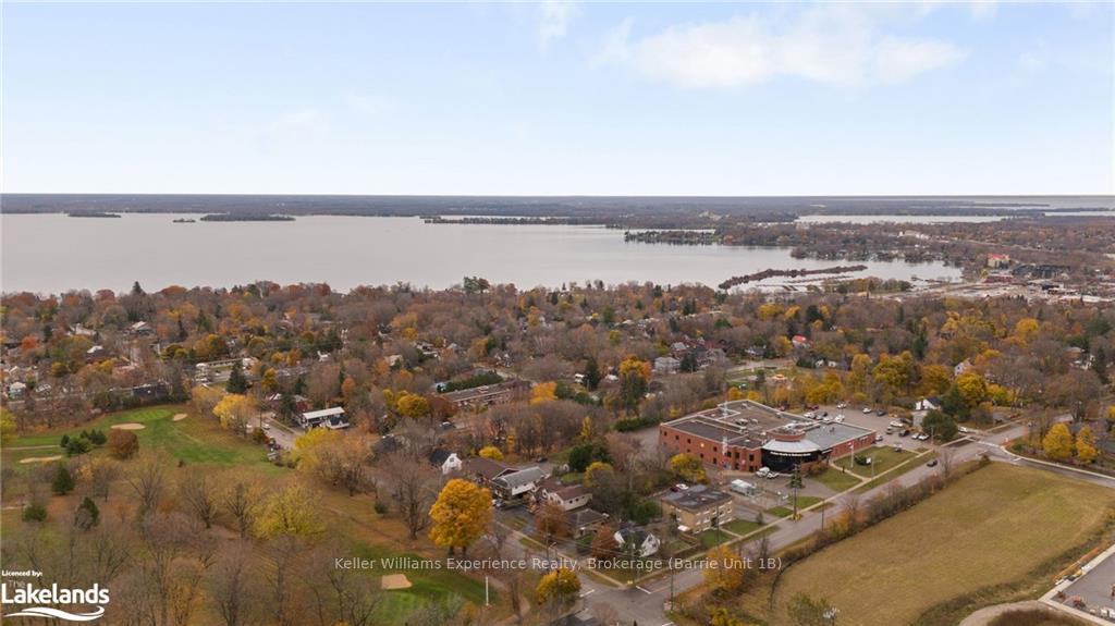 Photo 3 of 49 North Street E, Orillia — HOMEH