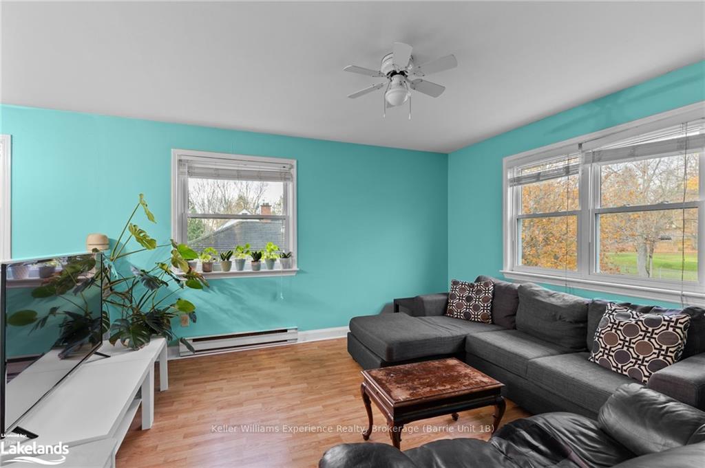 Photo 23 of 49 North Street E, Orillia — HOMEH