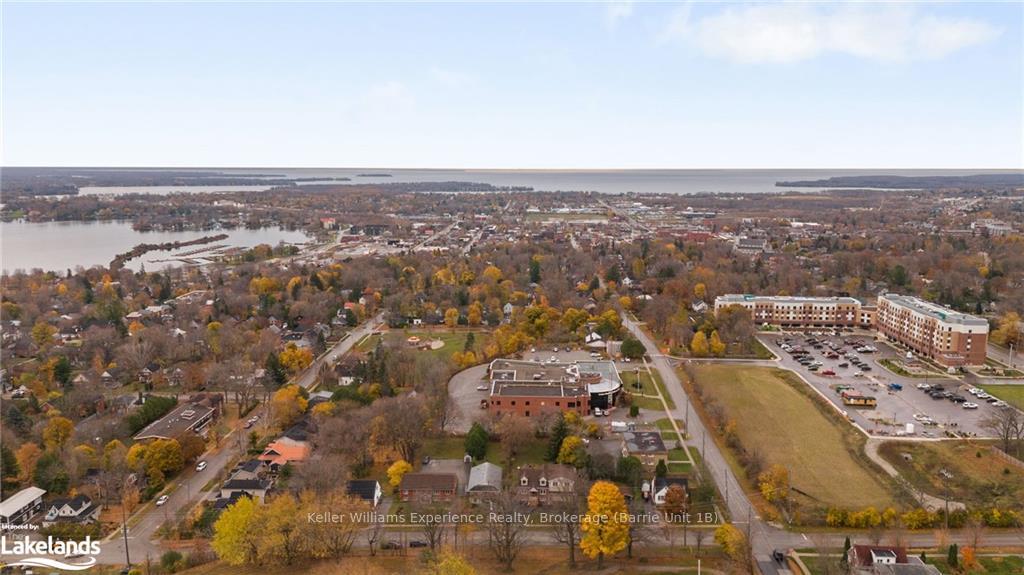 Photo 38 of 49 North Street E, Orillia — HOMEH