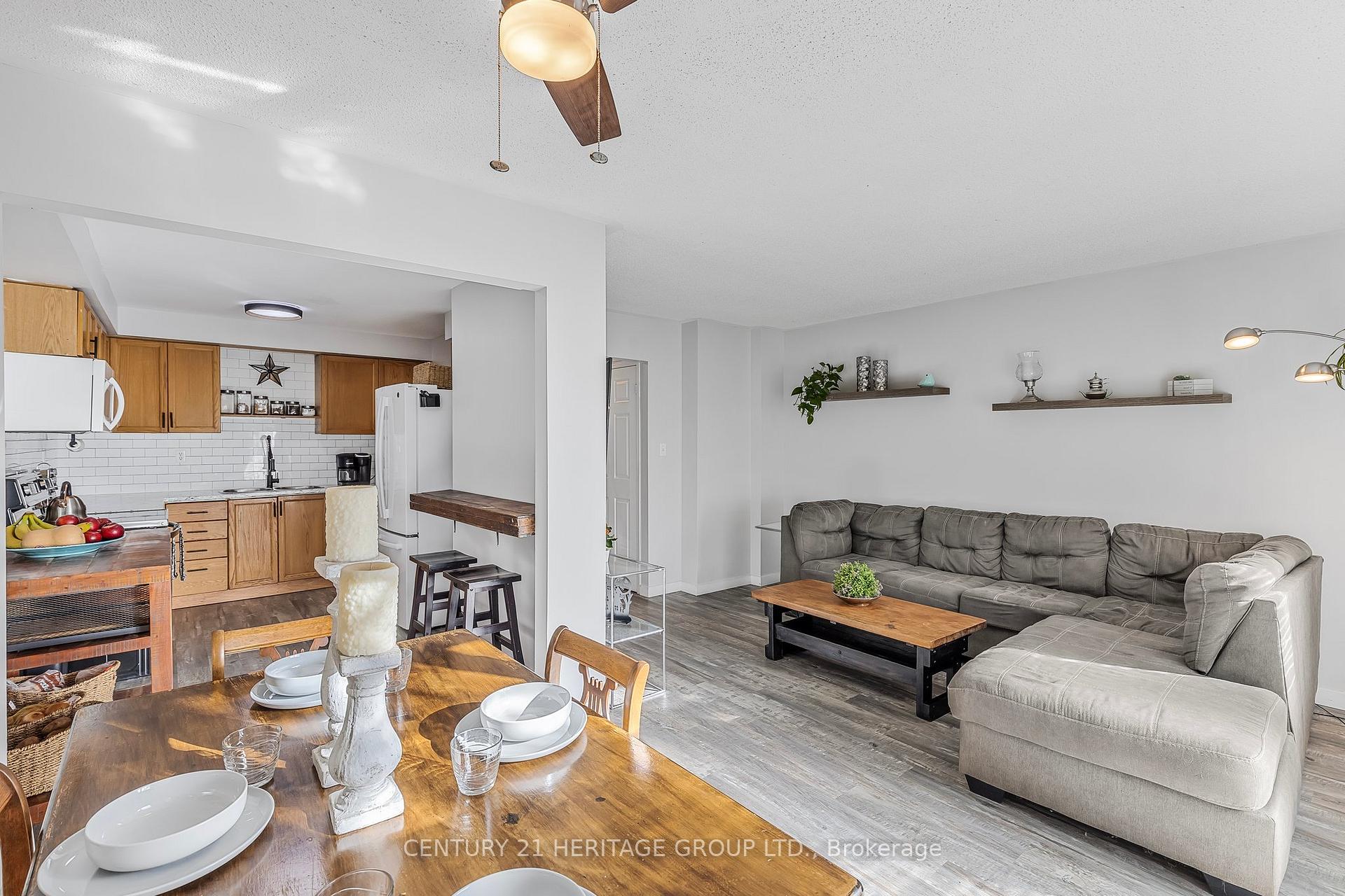 Photo 17 of 52 Potter Crescent, New Tecumseth, Tottenham — HOMEH