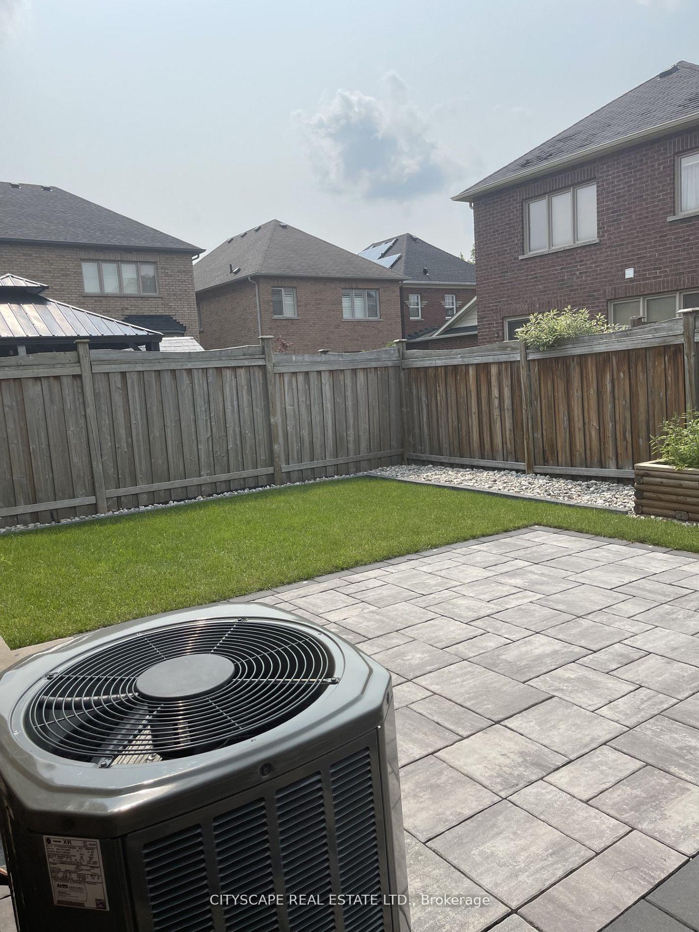Photo 9 of 157 Weston Drive, Milton, Scott — HOMEH