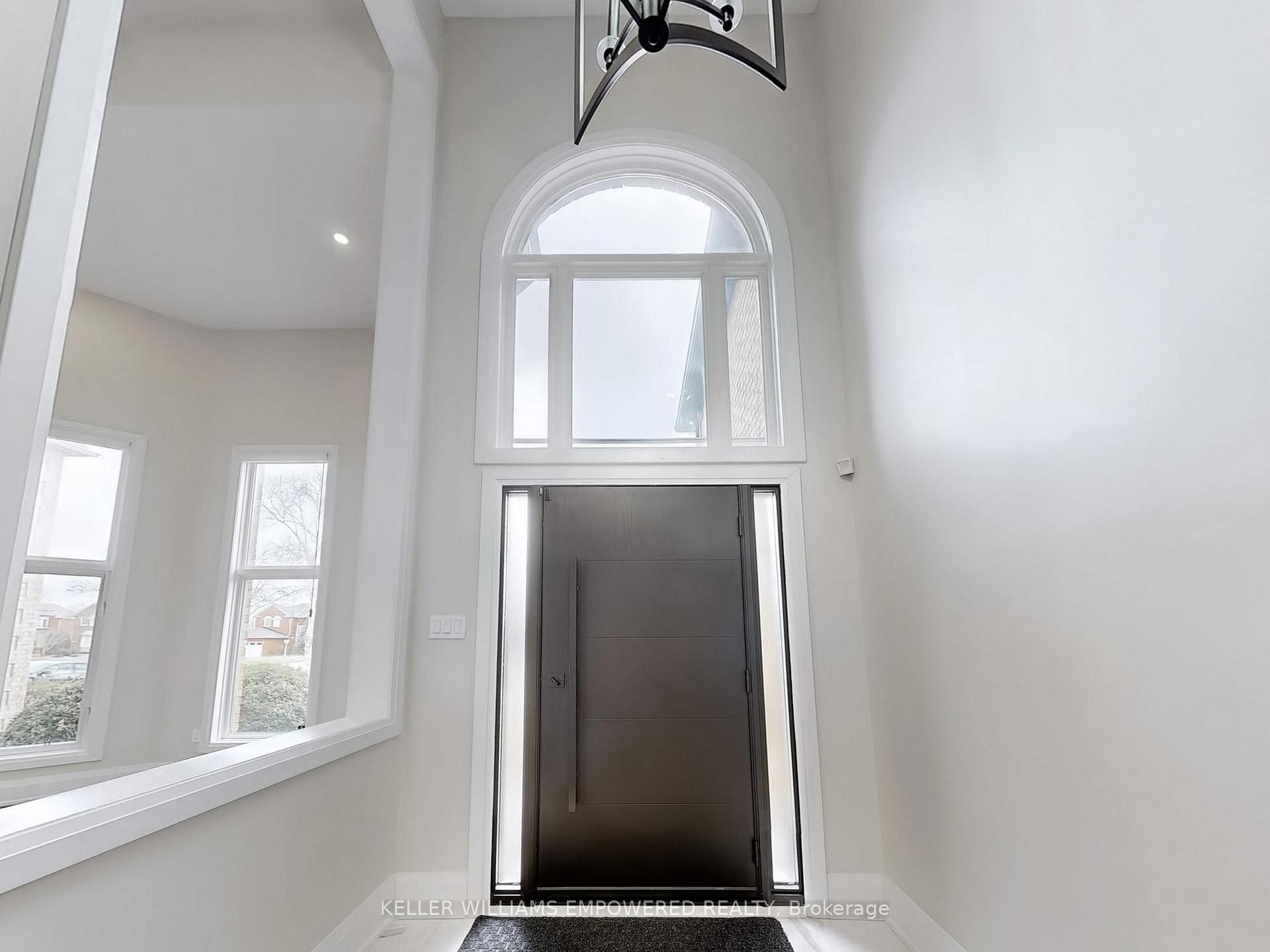 Photo 6 of 525 Binns Avenue, Newmarket, Glenway Estates — HOMEH