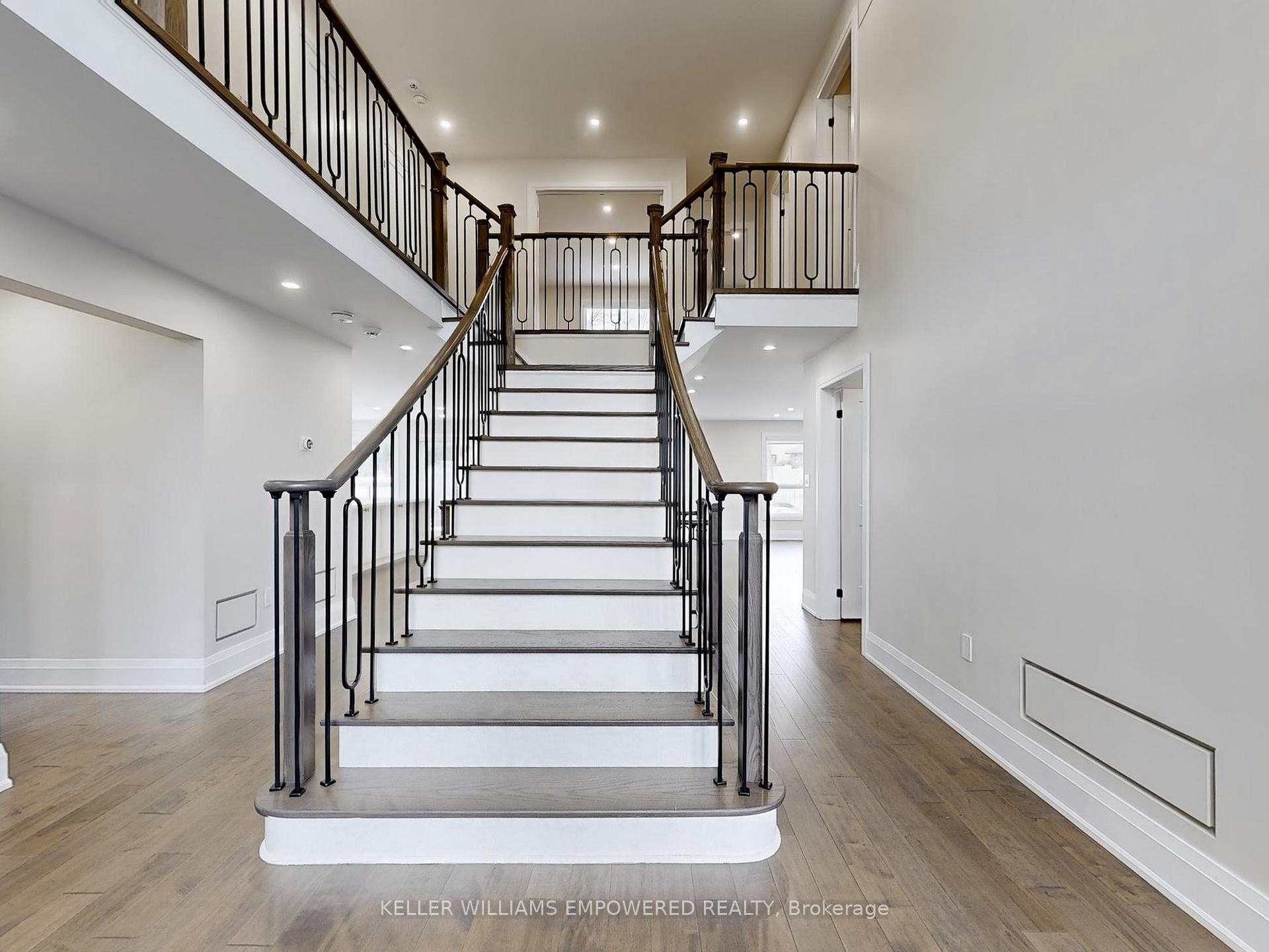 Photo 7 of 525 Binns Avenue, Newmarket, Glenway Estates — HOMEH